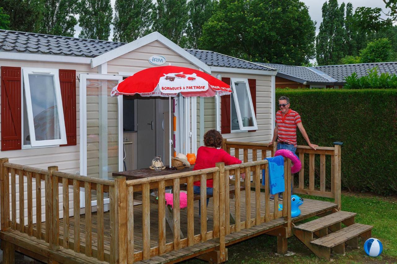 Camping Village Parisien Varreddes Exteriör bild