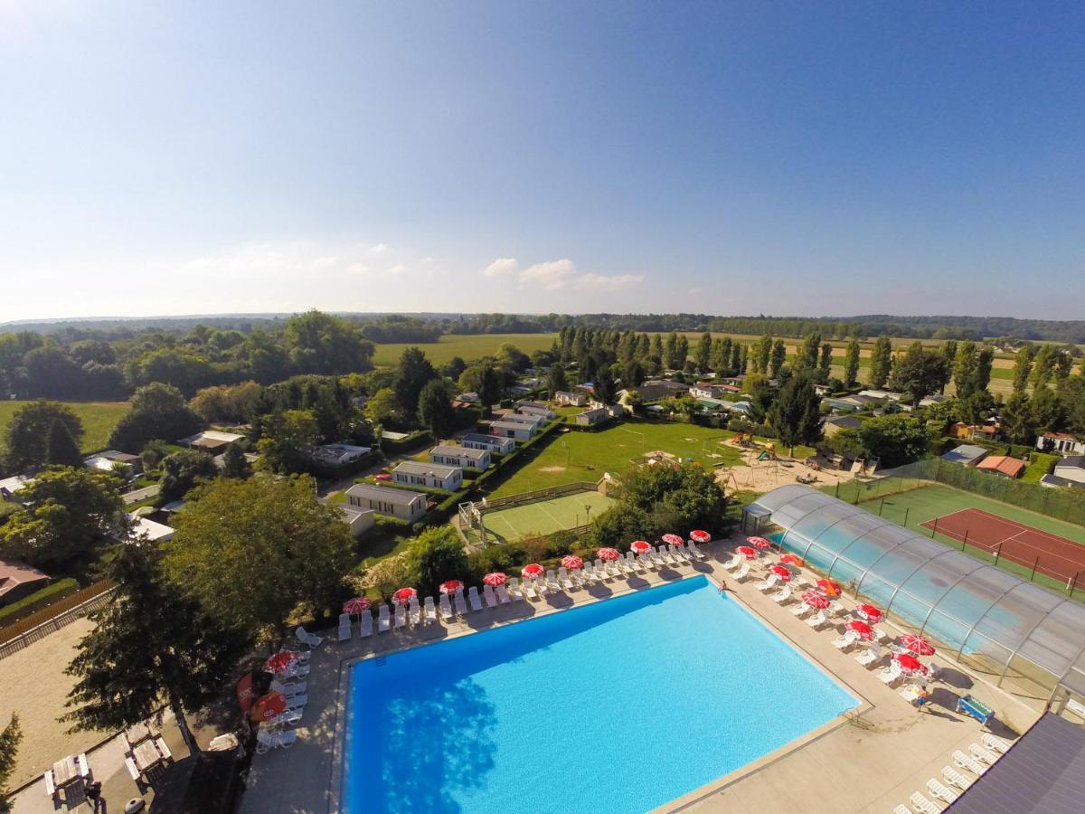Camping Village Parisien Varreddes Exteriör bild